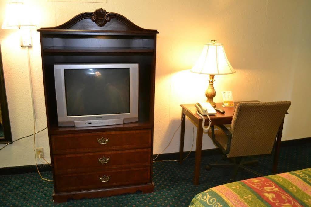 Masters Inn Augusta Washington Rd, I-20 Bagian luar foto
